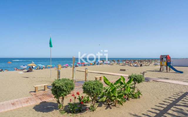 GlamUrban Flat Koti Rentals