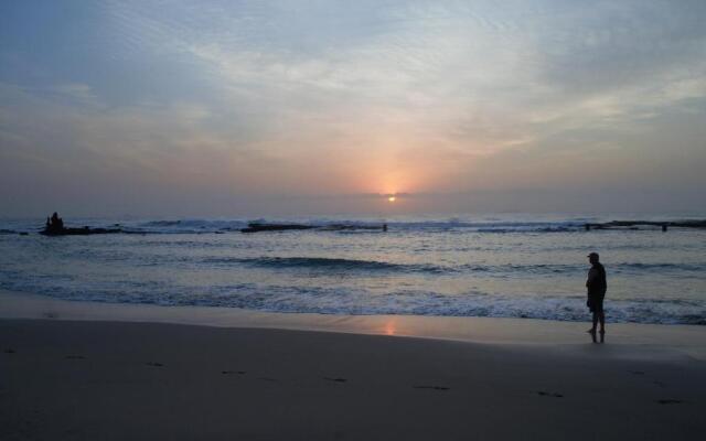 Idwala Tides Cozumel Umdloti - Step out onto the Beach