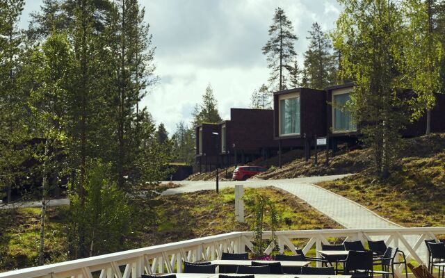 Arctic TreeHouse Hotel