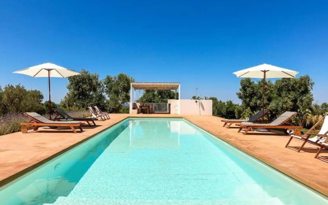 1917 Villa Malusida by Perle di Puglia