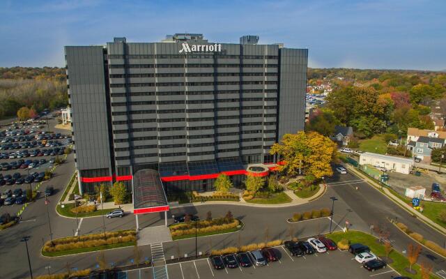 Teaneck Marriott at Glenpointe