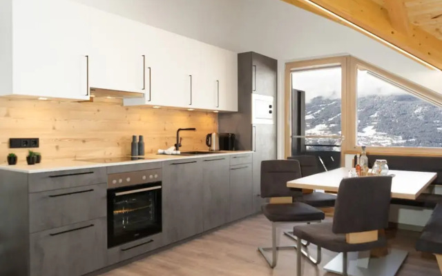 Apartment in Kaunerberg Near Lake