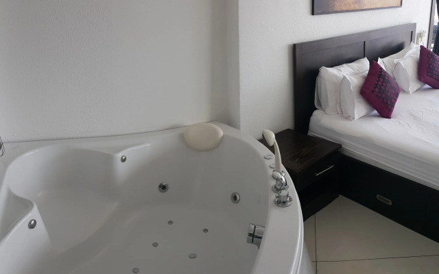 Vtsix Condo Rentals at View Talay 6 Pattaya