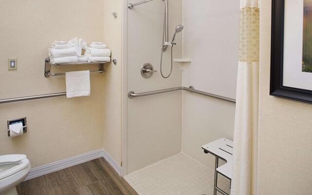 Hampton Inn & Suites Mansfield