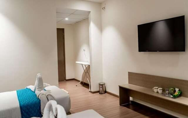 Casa Hotels and Suites Gachibowli