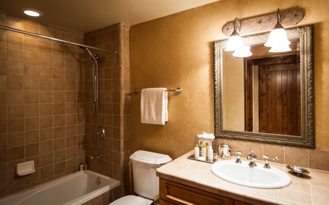 The Chateaux Deer Valley