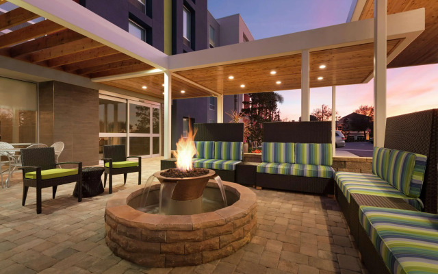 Home2 Suites by Hilton Orlando/International Drive South