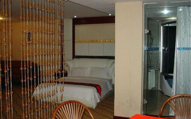 Huaxia Century Hotel