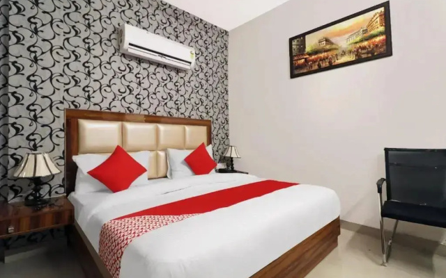 Hotel Sangeet by OYO Rooms