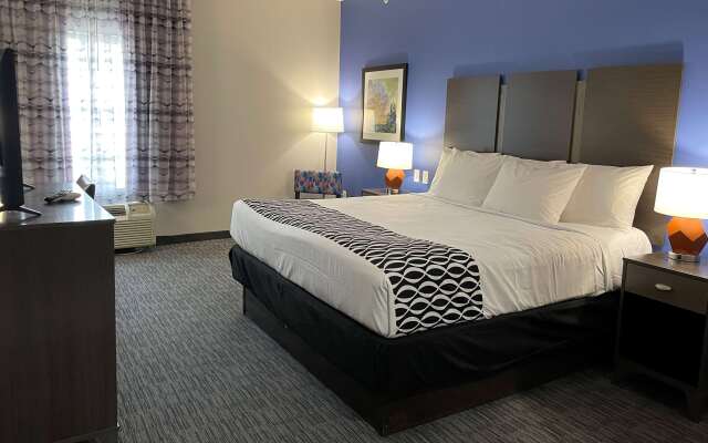 La Quinta Inn and Suites by Wyndham Schertz-San Antonio-Selma