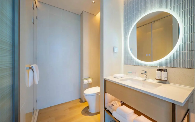 EVEN Hotel Shanghai Expo by IHG