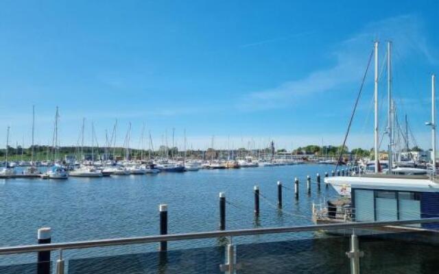 Schwimmende Häuser Baltic Sea Resort