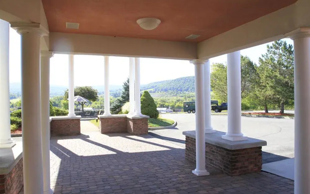 Rodeway Inn And Suites - Cobleskill