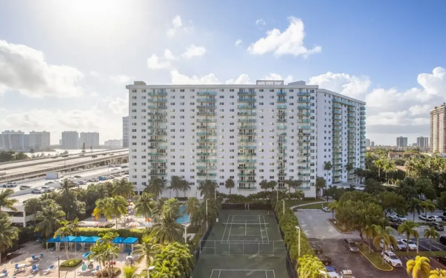 Luxury Sunny Isles Beach Condos