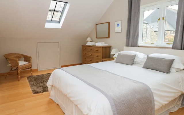 Cholwell Barn Apartment