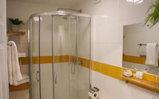 The Oldbrook Garden Flat