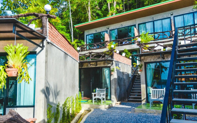 Baan Tubkaek Hotel