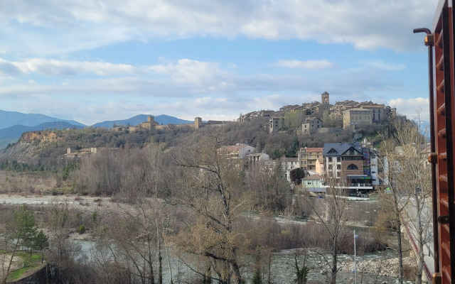 Hotel Mesón de L'Ainsa