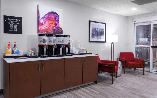 Hampton Inn by Hilton Concord/Bow