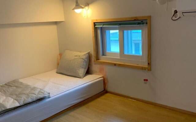 Jeju Eoeumbungyo 1963 Guesthouse