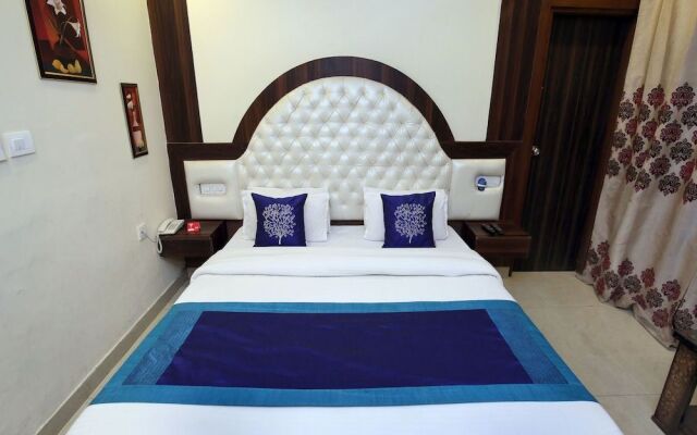 OYO 10145 Hotel JK