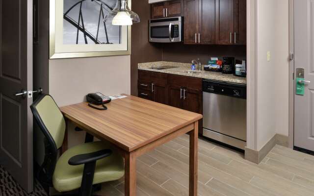 Homewood Suites By Hilton Cincinnati Mason