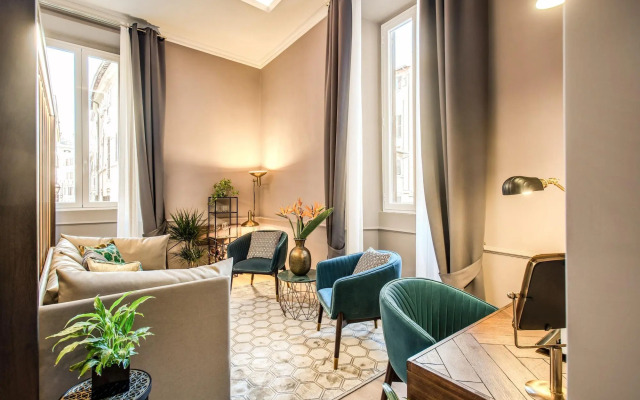 Tree Charme Parliament Boutique Hotel