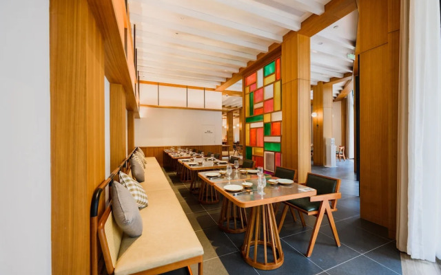 Chikan Diao Lou Hotel