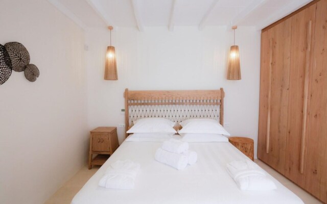 Luxury Key Mykonos 8 Bed Villa Anisia Kanalia