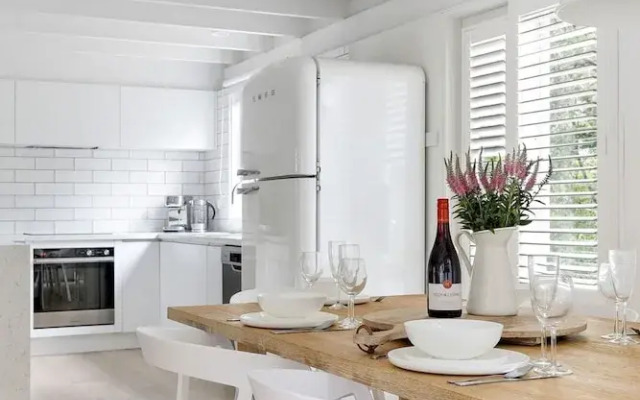 The Coast Country Cottage