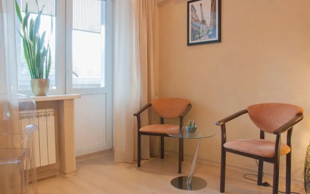 Home-Hotel Konstantinovskaya 44