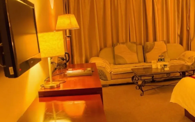 GreenTree Inn Dalian Zhoushuizi Airport Express Hotel