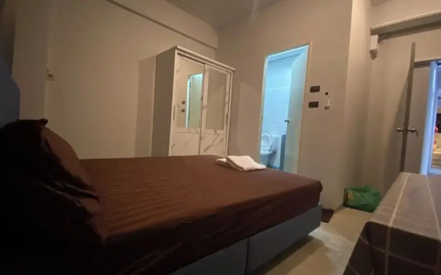 Capricorn Hostel