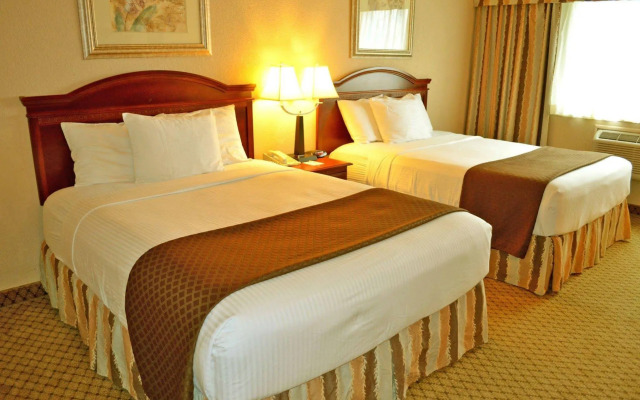 Holiday Inn Tacoma Mall by IHG