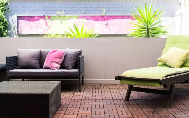 Adelaide Cbd Luxury  Spa Netflix Wifi