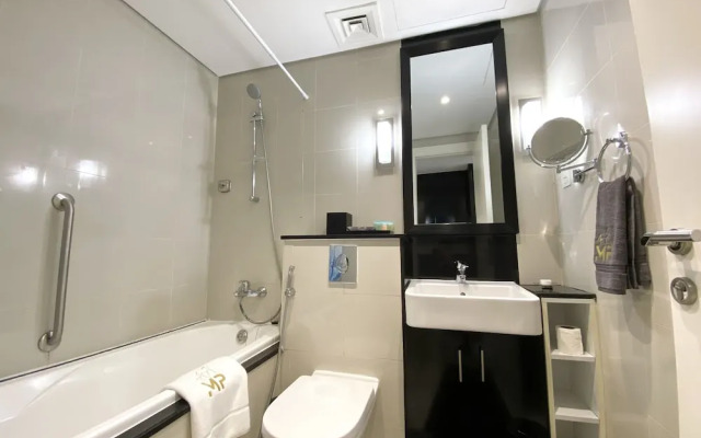 Marco Polo - Chic Studio with Balcony and Spa, Canal Views