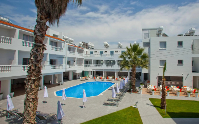 Princessa Vera Hotel Apartments