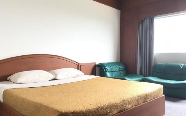 Chumphon Grand Palace Hotel