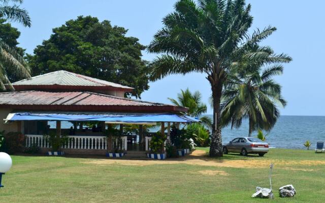 Adrien Beach Hotel