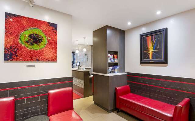 Best Western Plus Hospitality House
