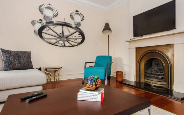 Luxury 2 Bedroom Apartment in London Bridge