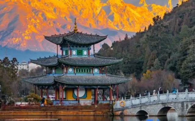 Xi An · Beautiful · Whole House Intelligent Beauty Stay – Outside – Lijiang
