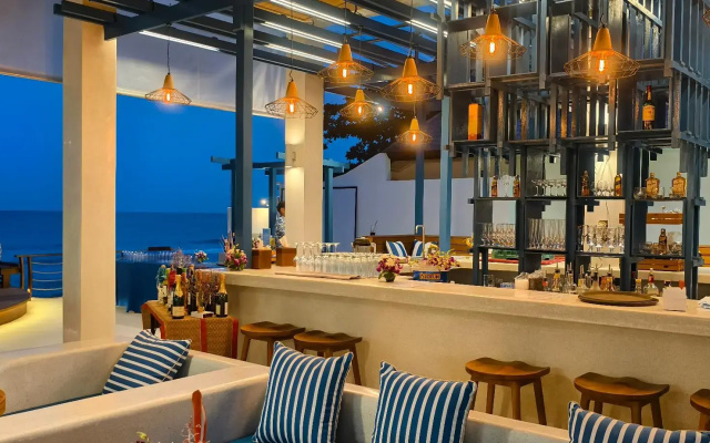 Chaweng Cove Beach Resort