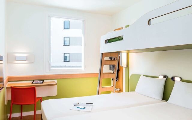 ibis budget Saint Quentin en Yvelines Velodrome