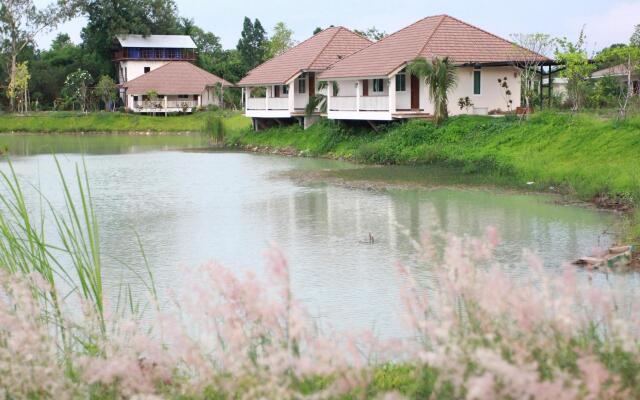 Pirom Lake And Resort