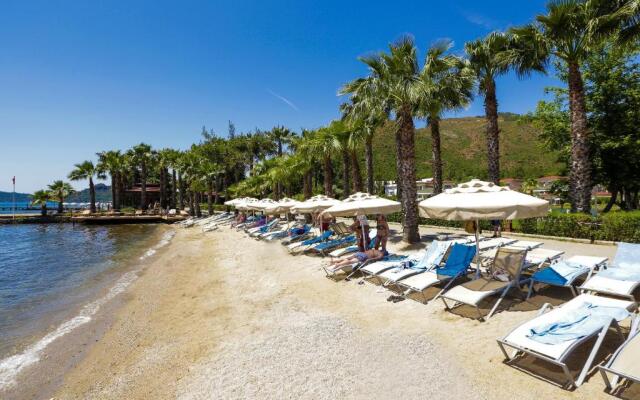 Fortezza Beach Resort