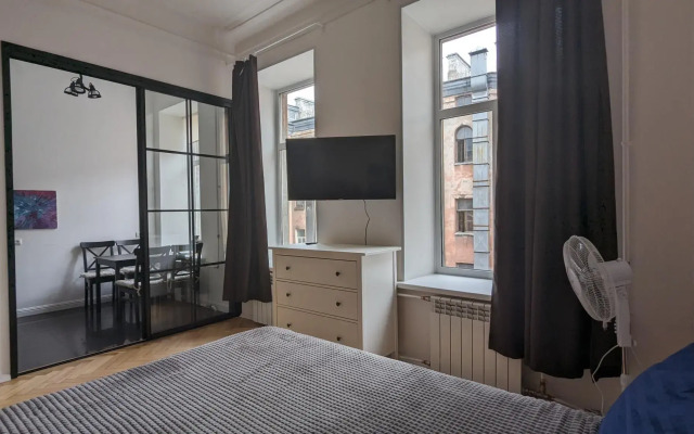 Апартаменты на набережной канала Грибоедова 35