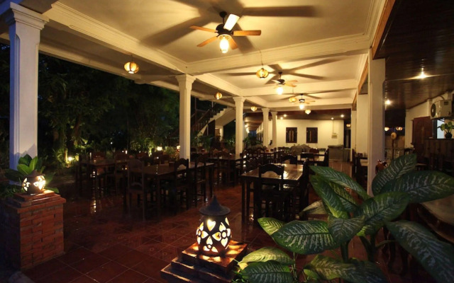 Vangsavath Hotel