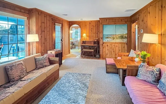 Ravenclaw 2 Bedroom Home