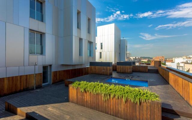 Urban District Apartments Rambla Suite & Pool